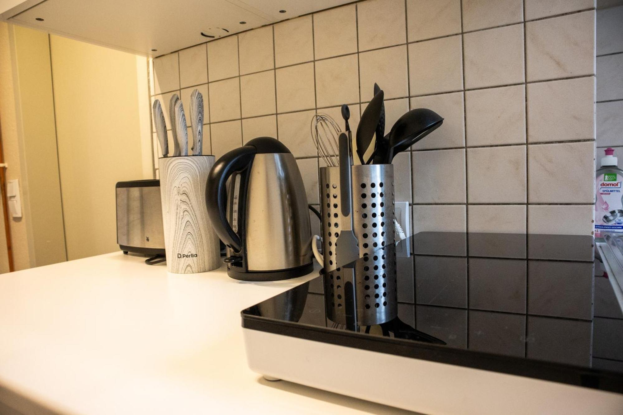 Schoene Wohnung Fuer 4 Gaeste An Der Eilenriede Mit Kostenlosen Parkplaetzen Hannover Eksteriør bilde